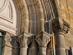 Photo paysage et monuments, Sallèdes - L'église