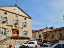 Photo paysage et monuments, Sauxillanges - La Mairie