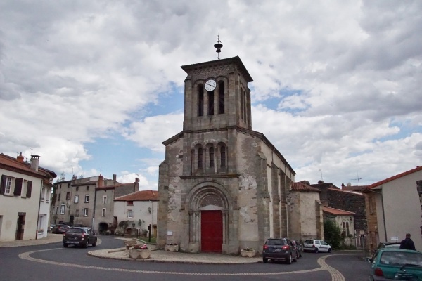 Photo Tallende - église Saint Pierre