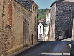 Photo paysage et monuments, Tourzel-Ronzières - Rue du Village