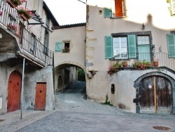 Photo paysage et monuments, Veyre-Monton - Le Village