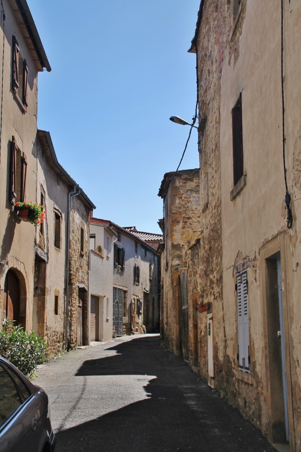 Photo Vic-le-Comte - Ruelle