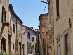 Photo paysage et monuments, Vic-le-Comte - Ruelle