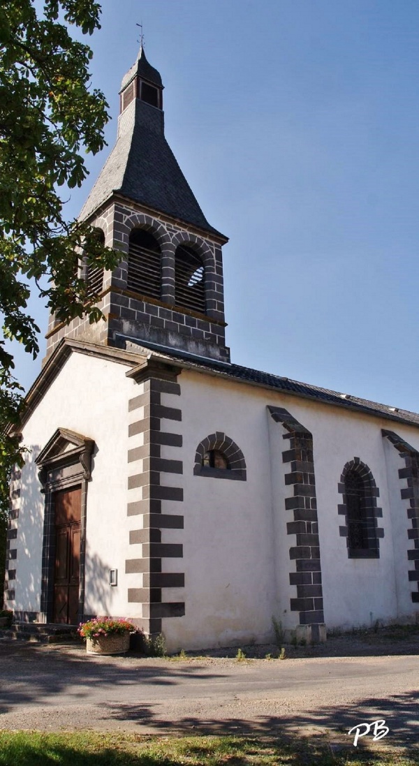 Photo Villeneuve-les-Cerfs - L'église