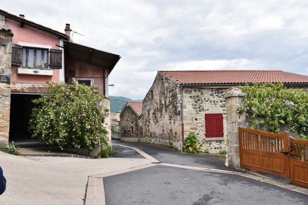 Photo Yronde-et-Buron - le Village