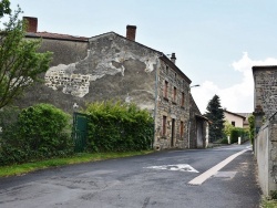 Photo paysage et monuments, Yronde-et-Buron - le Village