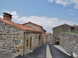 Photo paysage et monuments, Yronde-et-Buron - le Village