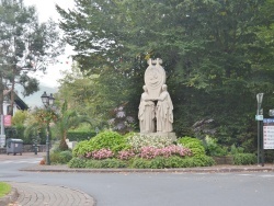 Photo paysage et monuments, Cambo-les-Bains - la satues