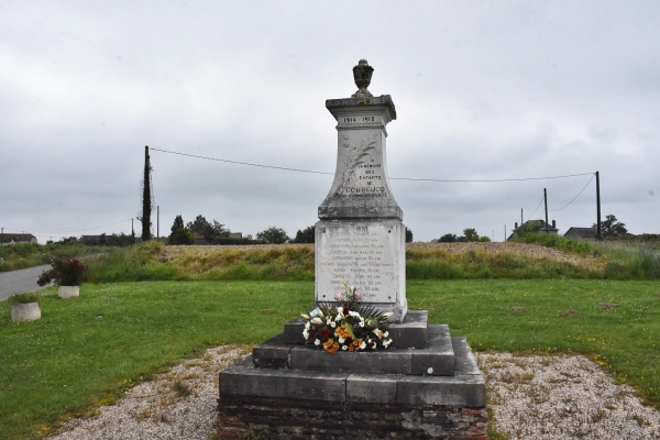 Photo Coublucq - le monument aux morts