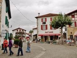 Photo paysage et monuments, Espelette - Rue du Village