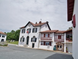 Photo paysage et monuments, Halsou - La Mairie