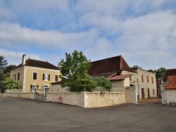 Photo paysage et monuments, Lacadée - la commune