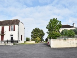 Photo paysage et monuments, Lacadée - la commune