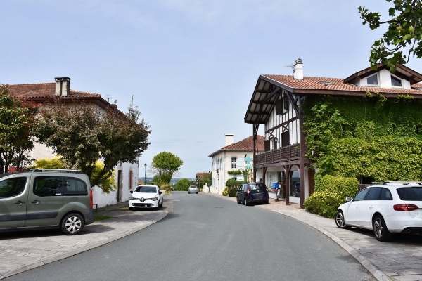 Photo Mouguerre - le Village