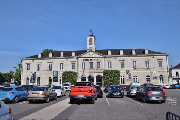 Photo Orthez - la mairie