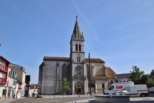 Photo Orthez - église Saint Pierre