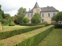 Photo paysage et monuments, Pontacq - Château de Meyracq façade nord