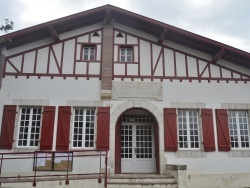 Photo paysage et monuments, Saint-Martin-d'Arrossa - la mairie