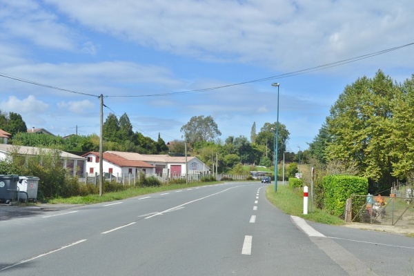 Photo Saint-Pée-sur-Nivelle - la commune