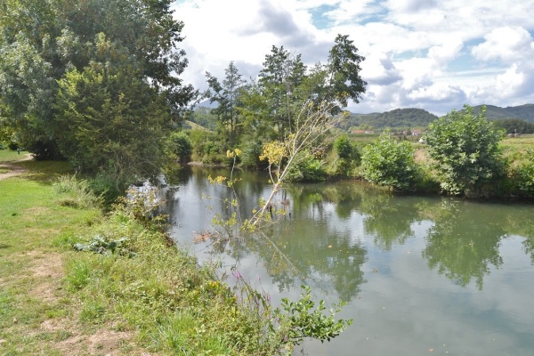 Photo Saint-Pée-sur-Nivelle - la rivière