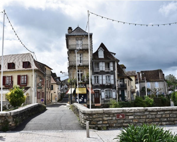 Photo Salies-de-Béarn - la commune