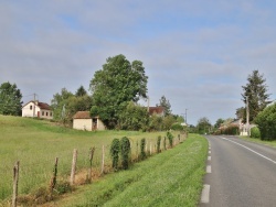 Photo paysage et monuments, Sallespisse - la commune