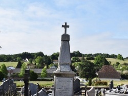 Photo paysage et monuments, Sallespisse - le monument aux morts