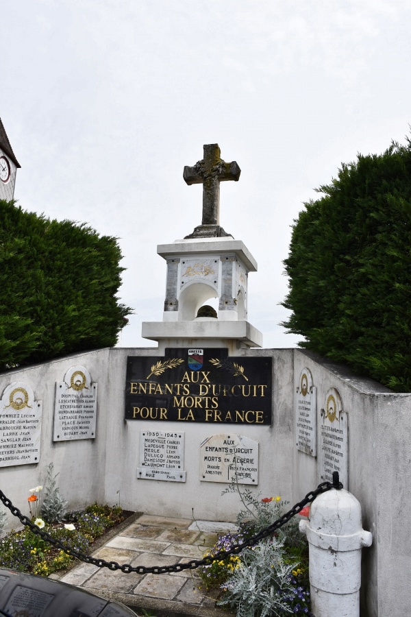 Photo Urcuit - le Monument Aux Morts