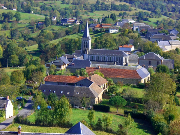 Photo Bagnères-de-Bigorre - Le village de Mauvezin, près de Bagnères-de-Bigorre