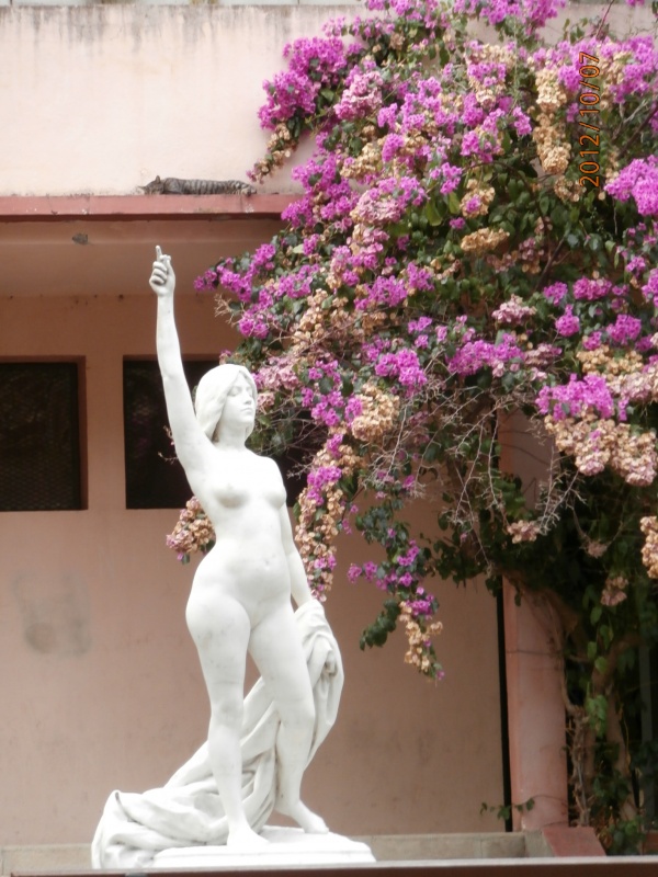 Photo Amélie-les-Bains-Palalda - Statue La vérité sortant du Puits