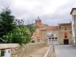 Photo paysage et monuments, Corbère-les-Cabanes - le village