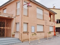 Photo paysage et monuments, Corbère-les-Cabanes - la mairie