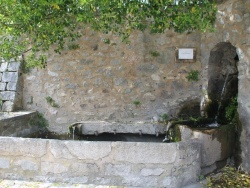 Photo paysage et monuments, Corsavy - la fontaine