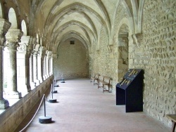 Photo paysage et monuments, Elne - cathédrale Sainte Eulalie et Sainte Julie