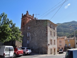 Photo paysage et monuments, Estoher - le village