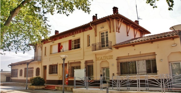 Photo Latour-Bas-Elne - La Mairie