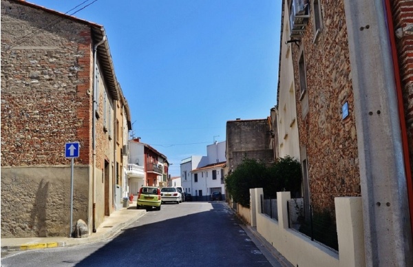 Photo Latour-Bas-Elne - La Commune