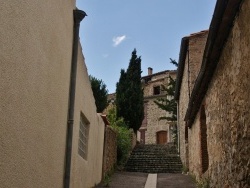 Photo paysage et monuments, Montalba-le-Château - le village