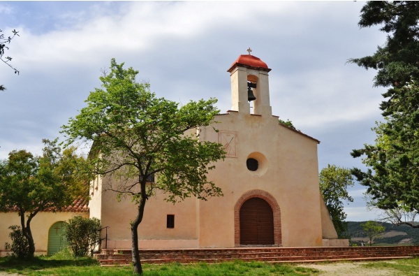 Photo Oms - Chapelle de L'Hermitage