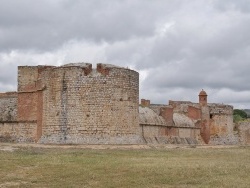 Photo paysage et monuments, Salses-le-Château - le château