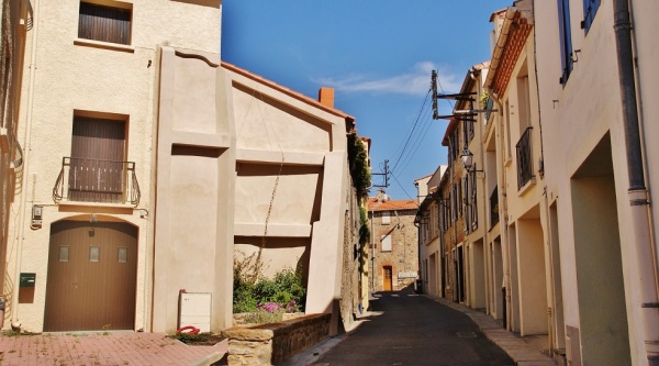 Photo Villelongue-dels-Monts - La Commune