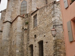 Photo paysage et monuments, Vinça - église Saint Julein et Sainte Baselisse