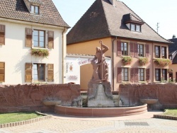 Photo paysage et monuments, Bennwihr - Fontaine