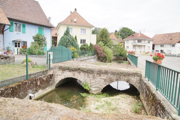 Photo Courtavon - la Mairie