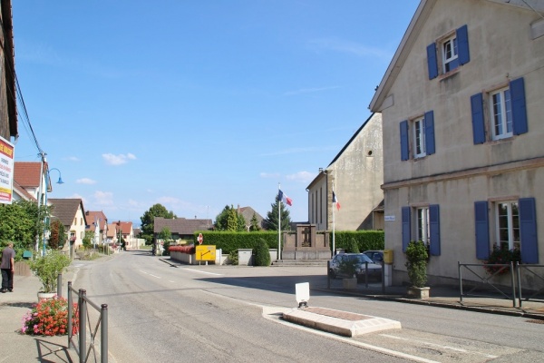 Photo Folgensbourg - le village