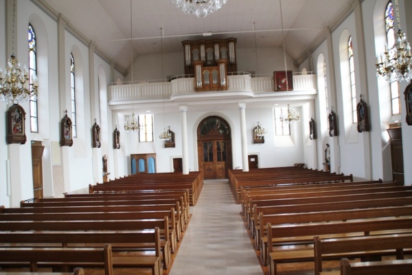 Photo Hagenthal-le-Haut - église Saint Pierre Saint Paul