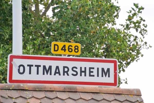 Photo Ottmarsheim - ottmarsheim (68490)