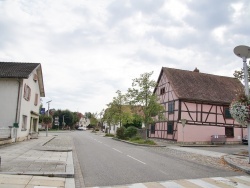 Photo paysage et monuments, Ottmarsheim - le village