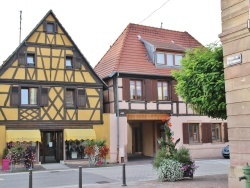 Photo paysage et monuments, Sainte-Croix-en-Plaine - la commune