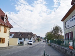 Photo paysage et monuments, Steinbrunn-le-Bas - le village